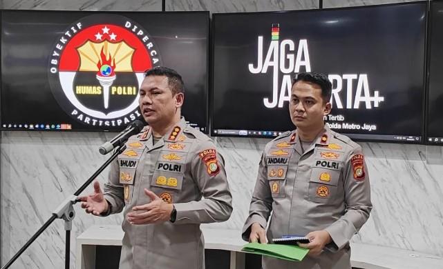 Polisi Periksa Dua Komika Pembuka Terkait Kasus Pandji Pragiwaksono dan Pertunjukan “Mens Rea”