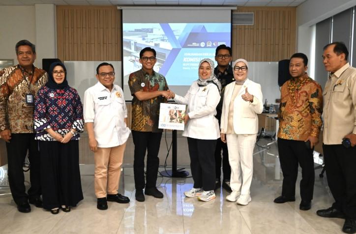 Komisi VII DPR RI Desak Kemandirian Industri Susu Nasional, Impor Masih Dominasi 80 Persen Kebutuhan