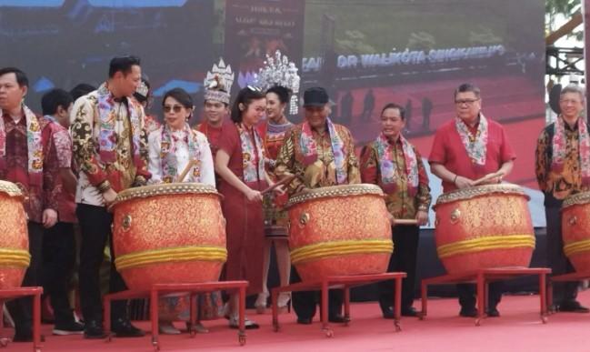 MPR Tegaskan Festival Cap Go Meh di Singkawang Perkaya Identitas Nasional dan Perkuat Toleransi