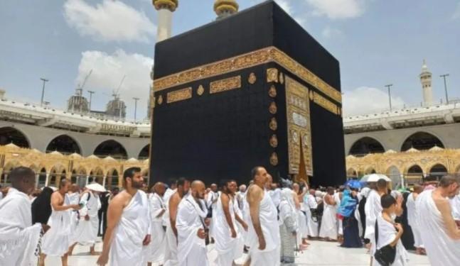 13 Jamaah Umrah Asal Ponorogo Sempat Tertahan di Jeddah Akibat Konflik AS-Iran