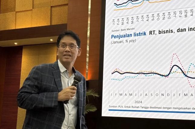 Menkeu: Harga BBM Bersubsidi Bisa Naik Jika Lonjakan Harga Minyak Dunia Bebani APBN