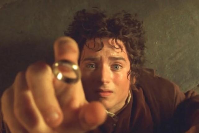 Elijah Wood Beri Sinyal Kembali Jadi Frodo di Film The Lord of the Rings: The Hunt for Gollum
