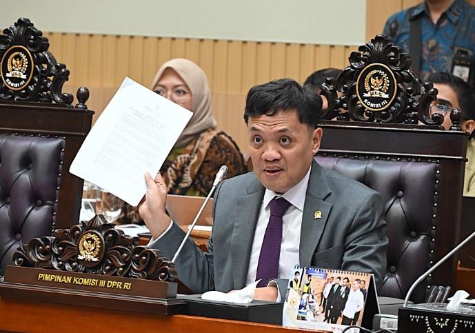 Komisi III DPR RI Mulai Bahas RUU Jabatan Hakim, Utamakan Partisipasi Publik