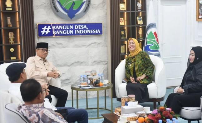 Mendes Yandri Tegaskan Dana Desa Tidak Dipotong, Pemerintah Hanya Ubah Tata Kelola