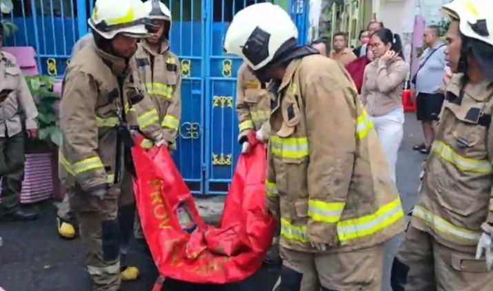 Kebakaran Tewaskan Satu Keluarga di Jakbar, Polisi Temukan Sepeda Listrik Sedang Diisi Daya