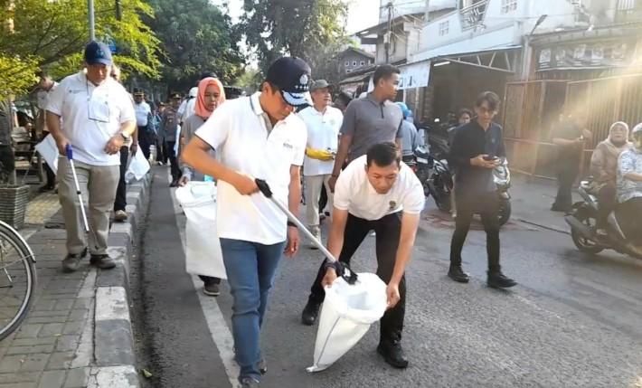 KLH Siapkan Sanksi Tegas bagi Daerah yang Abaikan Pengelolaan Sampah dan Praktik Open Dumping