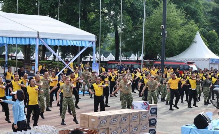 Polda Metro Jaya dan Kodam Jaya Perkuat Sinergi Lewat Olahraga Bersama Demi Keamanan Jakarta