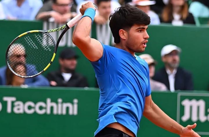 Cedera Pergelangan Tangan, Carlos Alcaraz Absen di Roma dan Roland Garros 2026