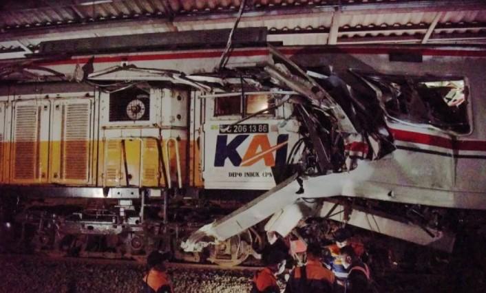 KAI Hentikan Sementara Layanan Penumpang di Stasiun Bekasi Timur Pascakecelakaan Kereta