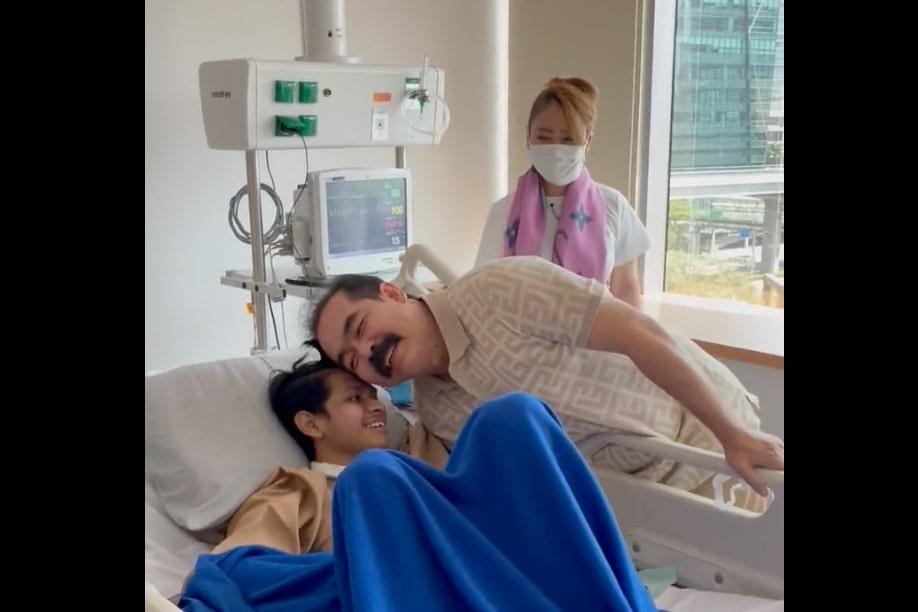 Kumis Adam Inul Daratista Pelipur Lara David