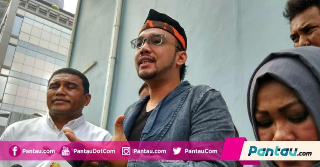 Sebelum Diciduk, Sandy Tumiwa Izin Istri Ketemu Orangtua