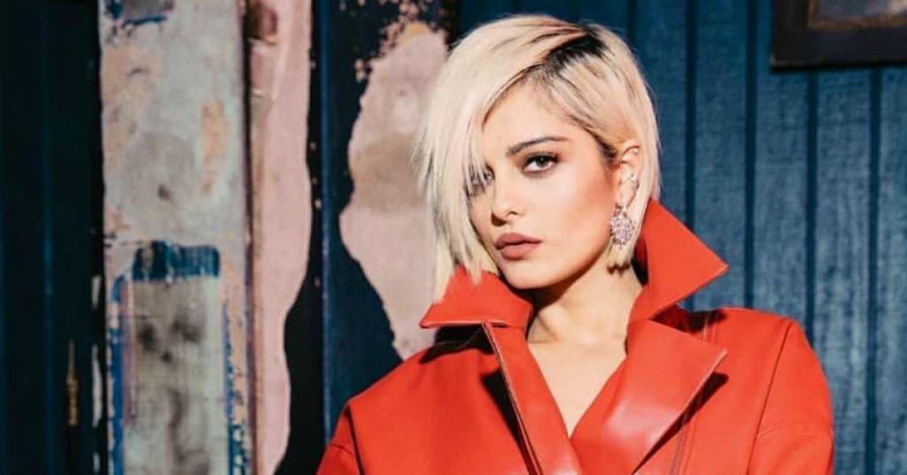 Video Klip Terlalu Vulgar, Bebe Rexha 'Disemprot' Ayahnya