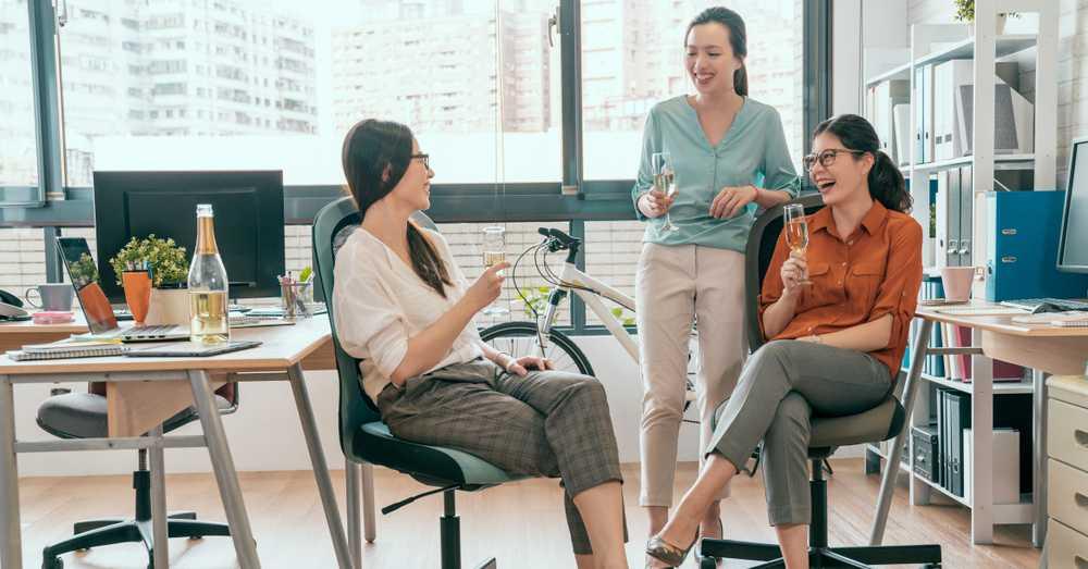 5 Tips Sederhana Agar Tetap Sehat Saat Bekerja di Kantor