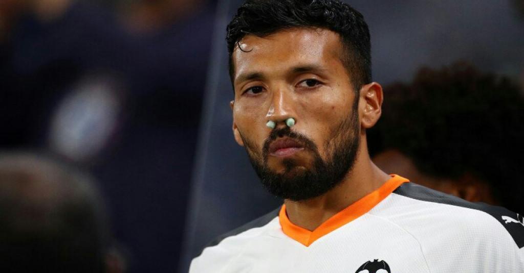 Valencia Konfirmasi 5 Pemain Positif Korona, Termasuk Ezequiel Garay