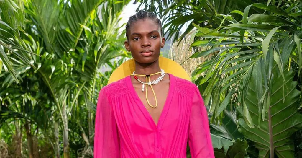 Jason Wu Buka New York Fashion Week dengan Konsep Pantai