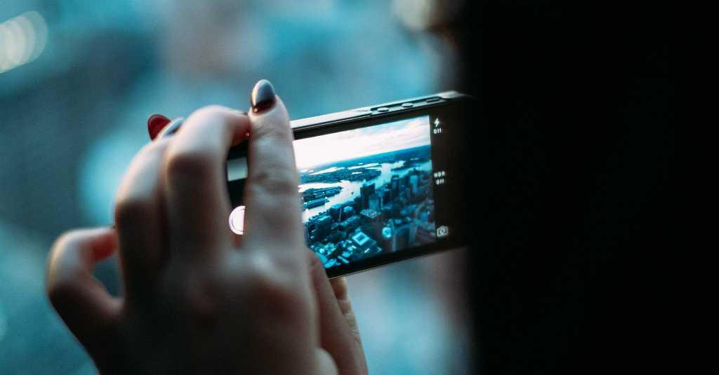 Tips Memotret Malam Hari dengan Menggunakan Ponsel