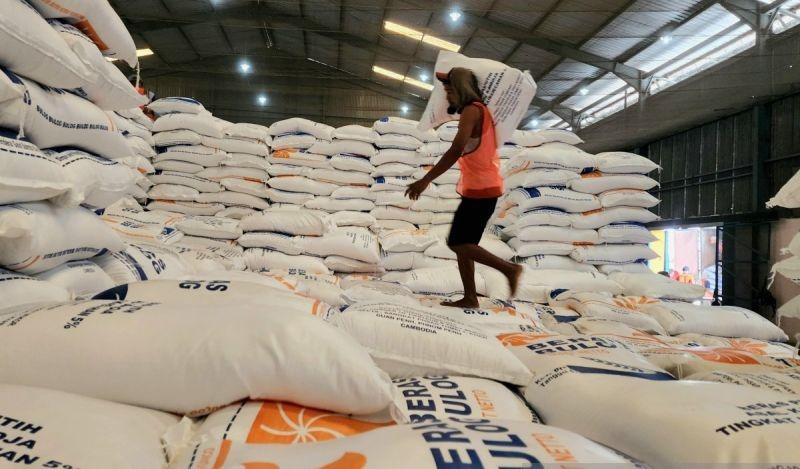 Jawa Tengah Kebanjiran 3.500 Ton Beras Impor Asal Kamboja