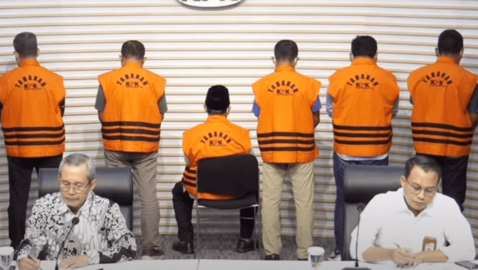 Gubernur Malut Abdul Gani Kasuba Ditahan KPK!