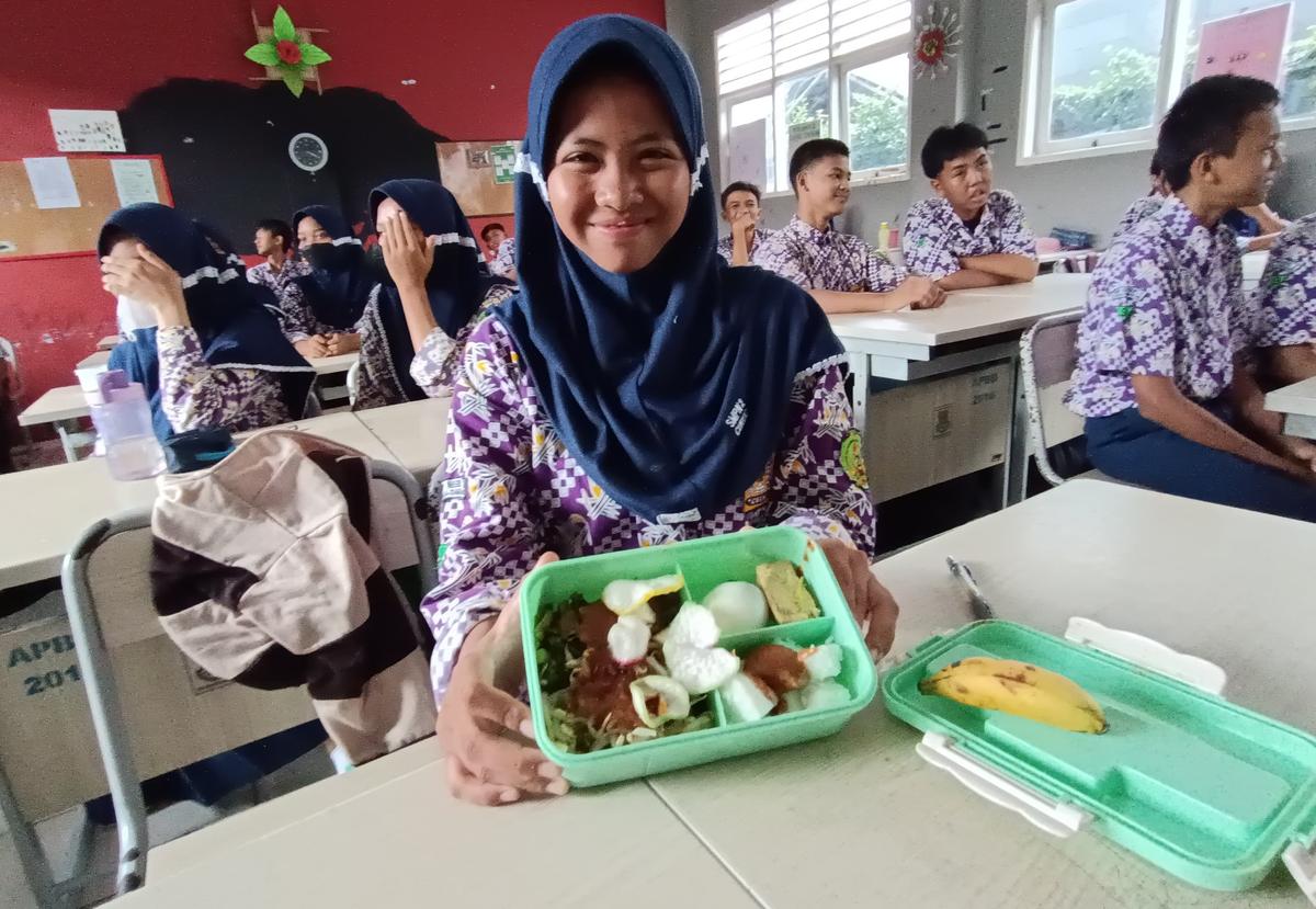 Kritik Program Makan Siang Gratis, JPPI: Masih Banyak yang Lebih Penting!