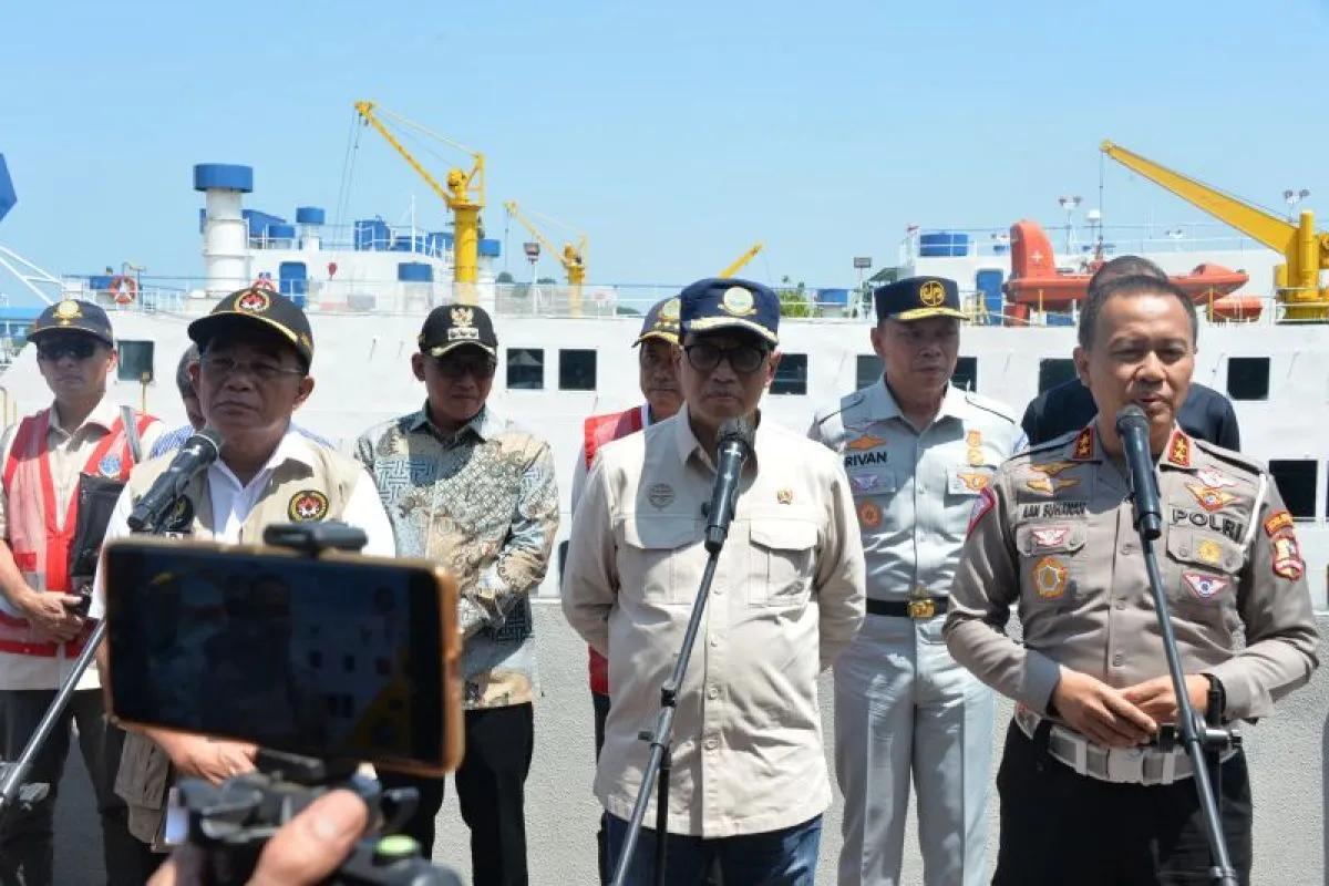 Menhub-Menko PMK Pantau Pelabuhan Merak jelang Arus Mudik Lebaran 2024