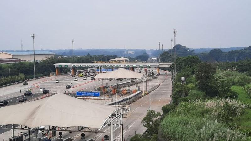 Polisi Kembali Berlakukan One Way Pascainsiden Laka Maut di KM 58 Tol Japek