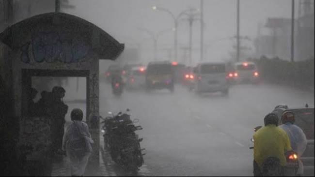 BMKG Prediksi Cuaca Hari Ini Mendung dan Hujan Sedang, Para Pemudik Diminta Waspada