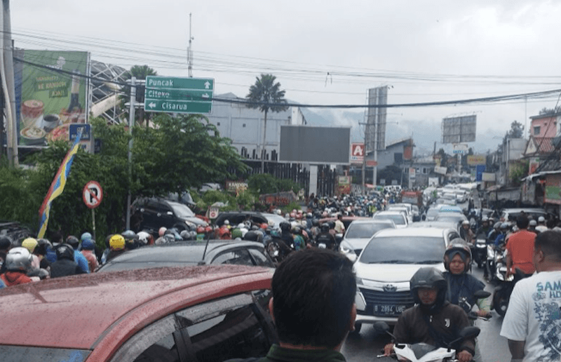 Polisi Prioritaskan Kendaraan ke Arah Puncak