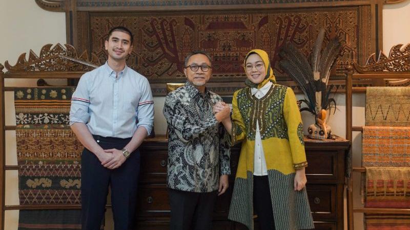 Bangun Koalisi Pilkada Purwakarta 2024, Ambu Anne Ratna Temui Zulhas