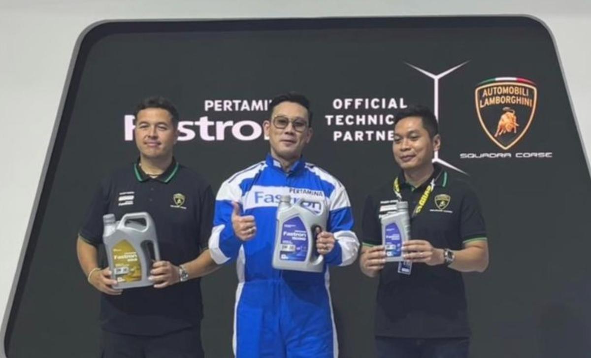 Rifat Sungkar-Denny Sumargo Berbagi Tips Memilih Oli Mobil