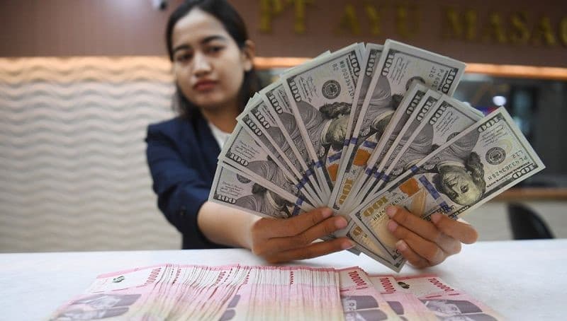 Sentimen Joe Biden Tidak Maju dalam Pilpres AS Bikin Rupiah Siuman
