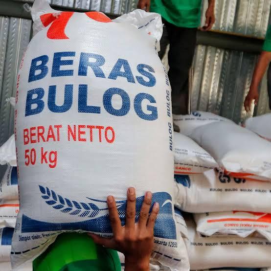 Bulog Ungkap Penyerapan Beras Petani Capai 800 Ribu Ton
