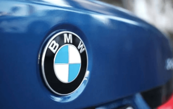 BMW Peringkat Ketiga Penjualan Mobil Plug-in Global Hingga 2024