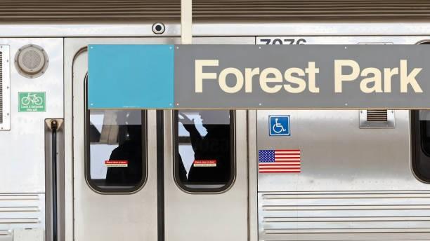 4 Korban Tewas dalam Penembakan di KA Pinggiran Kota Chicago