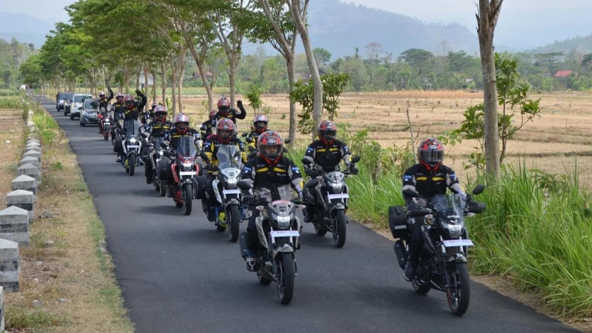 8 Hal yang Pelu Diperhatikan Pengendara Motor saat Ingin Touring, Jangan Asal Jalan!
