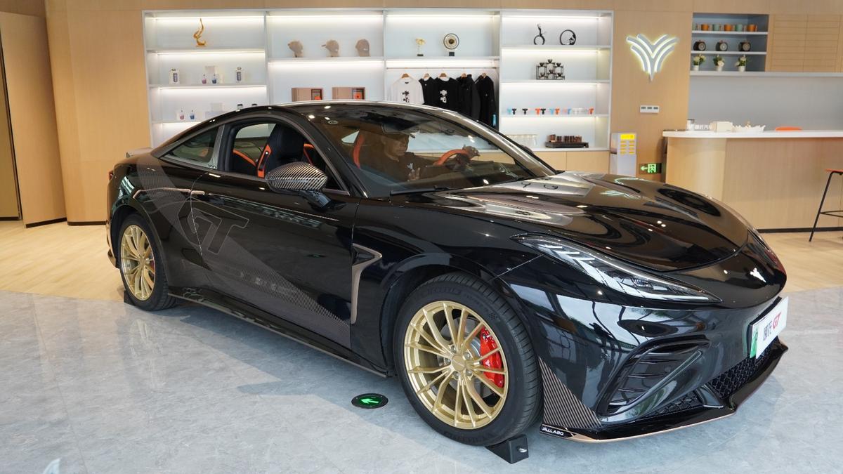 5 Perbedaan Velg Mobil Alloy dengan Velg Kaleng