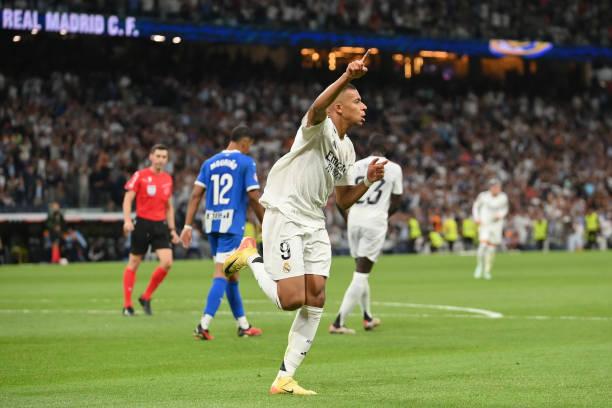 Real Madrid Kalahkan Alaves 3-2, Mbappe Cetak Gol Cantik