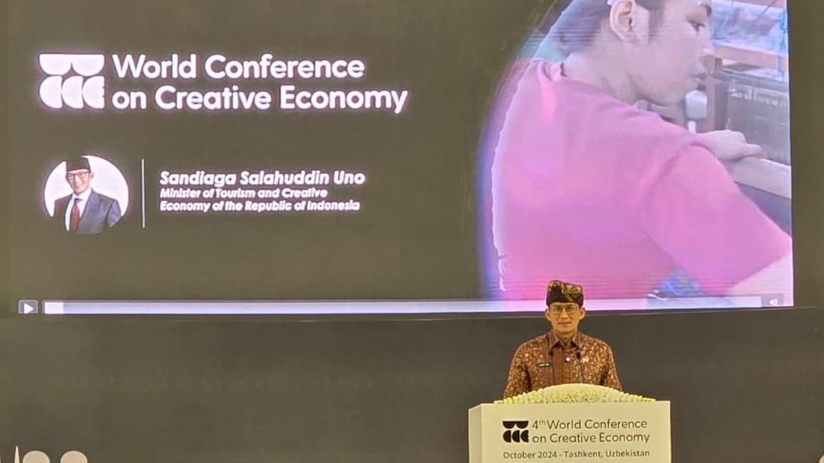 Hadir di WCCE 2024, Menparekraf Promosikan Hari Batik Sedunia