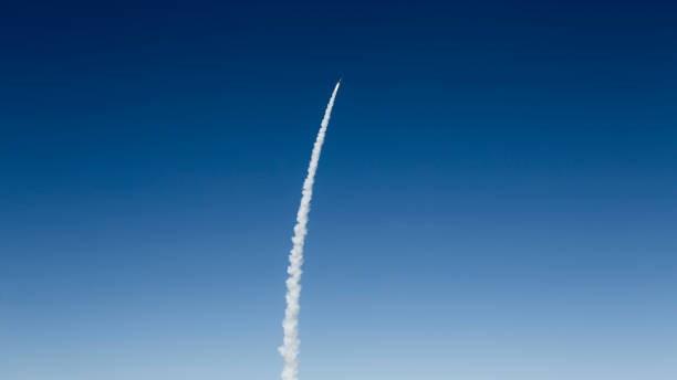 Militer Israel Laporkan Roket Diluncurkan dari Lebanon