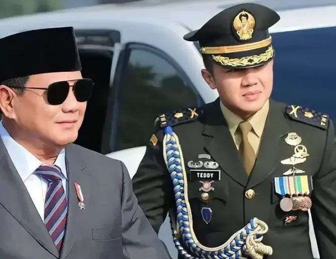 Dasco Ungkap Alasan Mayor Teddy Tak Pensiun dari TNI Usai jadi Seskab