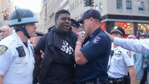 Polisi AS Ringkus Demonstran Pro-Palestina di Universitas Minnesota