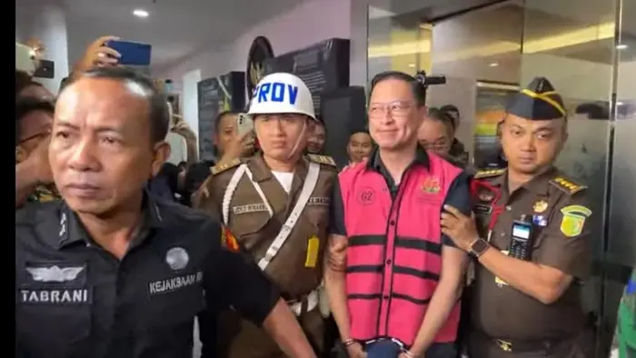 Anies Terkejut Tom Lembong Tersangka, Harapkan Transparansi Hukum dalam Kasus Impor Gula