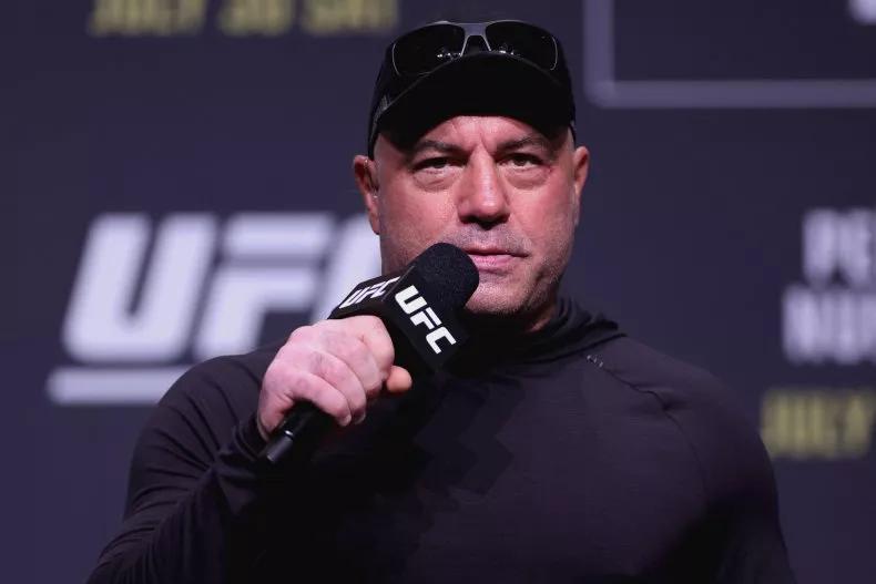 Joe Rogan Dukung Donald Trump Malam Sebelum Pilpres AS