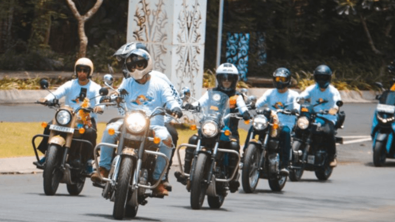 Royal Enfield Kolaborasi dengan Kemenpar Gelar Touring Bali-Mandalika Promosikan Keindahan Indonesia