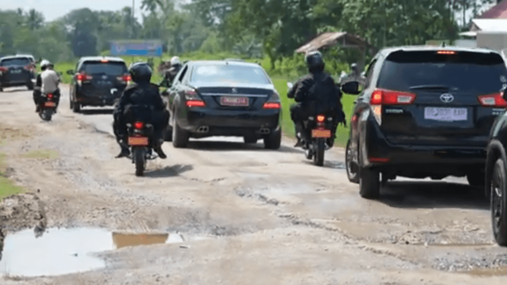 Mengungkap Rahasia Mobil Dinas Presiden Jokowi: Mercedes-Benz S 600 Guard dan Sistem Keamanannya