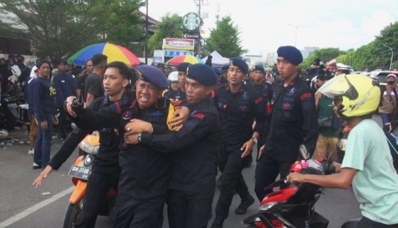 Bentrokan Antarpendukung Warnai Debat Pilgub Sulsel, Polisi Amankan Situasi