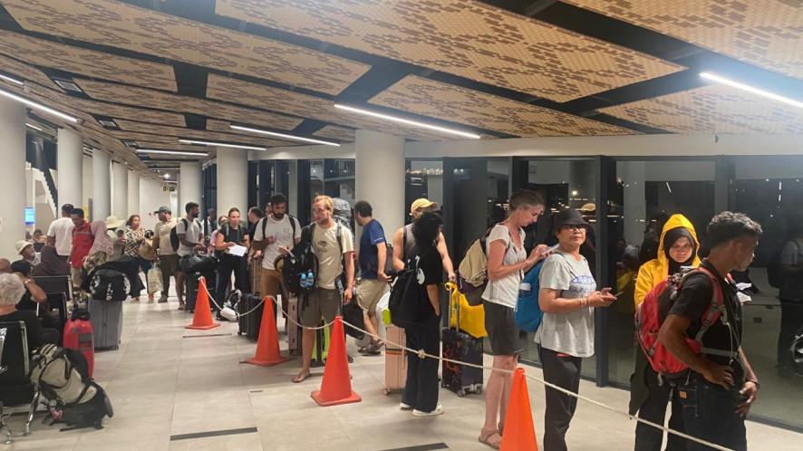 Kapal Pelni Tujuan Bali Diserbu Wisatawan Asing Keluar dari Labuan Bajo