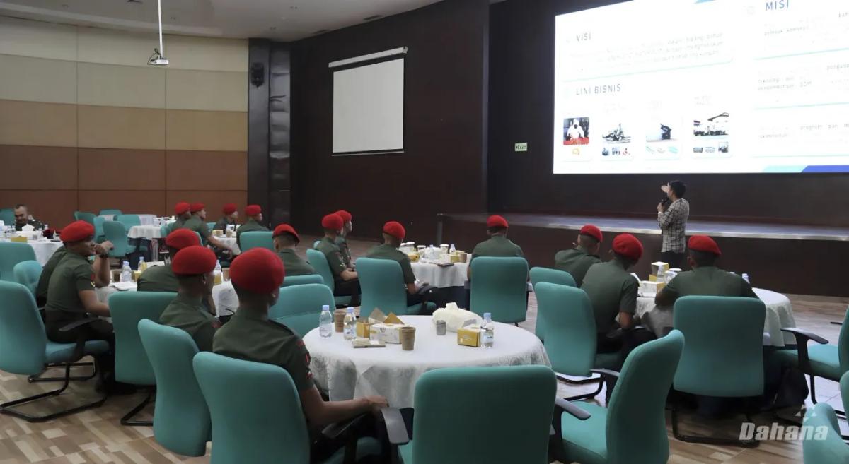 Puluhan Siswa Kopassus Kunjungi Kampus Dahana Pelajari Bahan Peledak