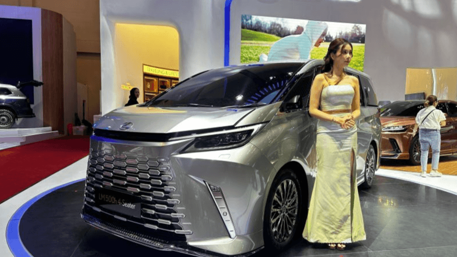 Lexus LM 500h Resmi Meluncur di GJAW 2024, MPV Premium Penuhi Kebutuhan Masa Depan