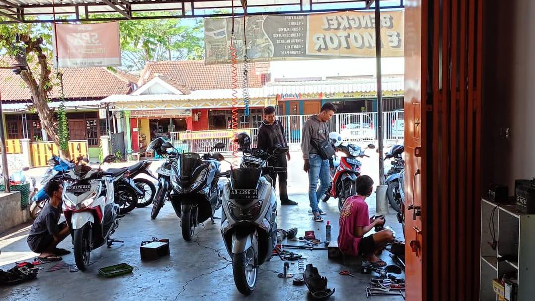 Kenali 5 Ciri-ciri Motor Turun Mesin, Jangan Tunggu Rusak Parah!