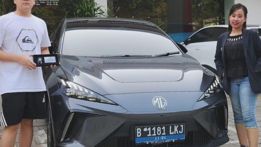 Pelat Nomor Biru untuk Kendaraan Listrik, Ini Fungsi dan Tujuannya!